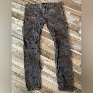 Etienne Marcel Camo skinny pants